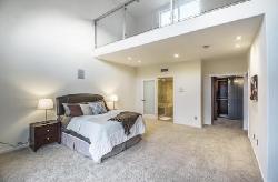 1712 Barrington