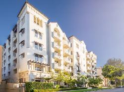 Luxe Villas Brentwood