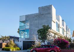 Rose Avenue Apartments