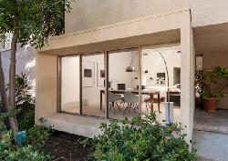 1721 Selby