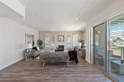 Centinela West