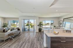 Centinela West