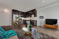 Micropolitan at Larchmont Village