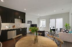 Micropolitan at Larchmont Village