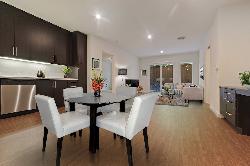 Micropolitan at Larchmont Village
