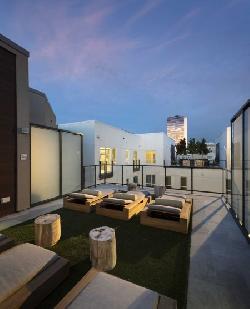 1000 Grand by Windsor
