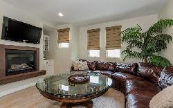 Colfax Villas