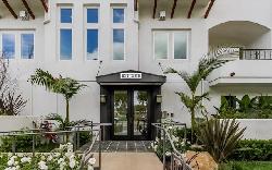 Colfax Villas