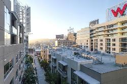 1600 Vine