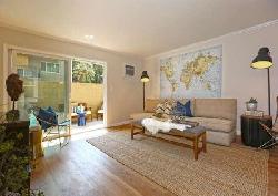 Studio City Villas