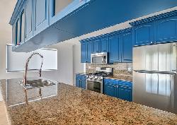 440 South Roxbury