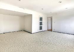 440 South Roxbury