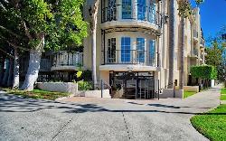 Lafayette Court
