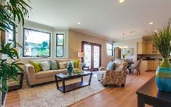 Hampton Court Pasadena