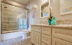 Hampton Court Pasadena