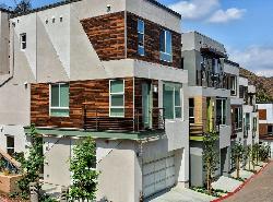 2775 Cahuenga