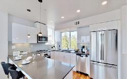 Alvarado Lofts