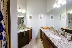 Accent Playa Vista