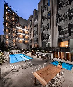 Line Lofts, The