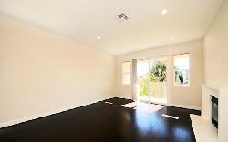 4820 Bellflower