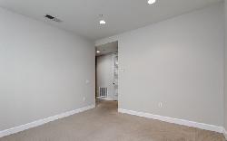 10609 Bloomfield