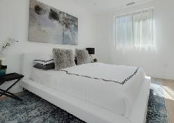 1421 N Stanley