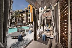 Alaya Hollywood