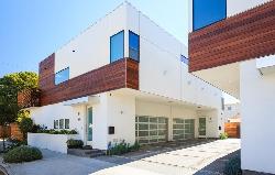 Tujunga Homes
