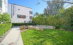 5112 Melrose