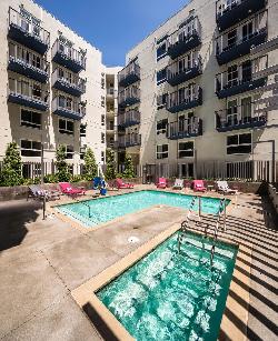 Topaz Apartments
