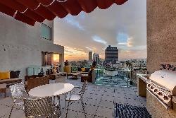 Wilshire La Brea