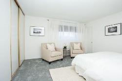 Chelsea Place Manor