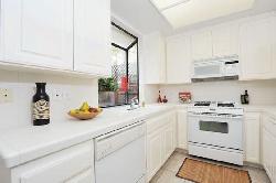 1108 18th St
