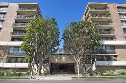 211 Spalding