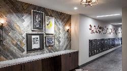 Griffith Apartments, The