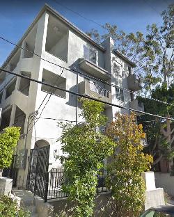 11909 Laurelwood