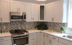 11909 Laurelwood