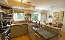 Lincoln Village Townhomes