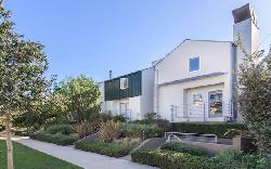 Lincoln Village Townhomes