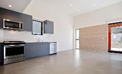 810 Ashland