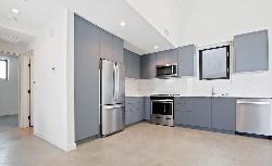 810 Ashland