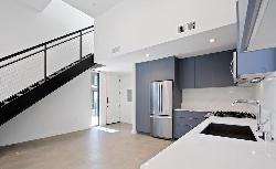 810 Ashland