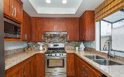 Lincoln Fountain Villas
