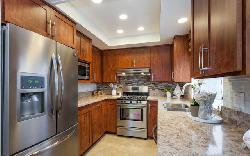 Lincoln Fountain Villas