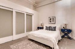 939 Broadway Lofts