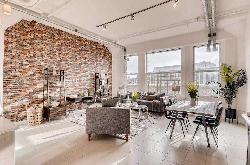 939 Broadway Lofts