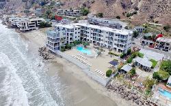 Malibu Outrigger