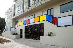 2496 S Centinela