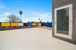 2496 S Centinela