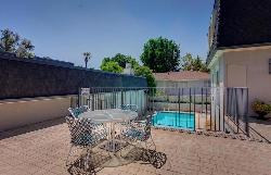 1045 S Orange Grove